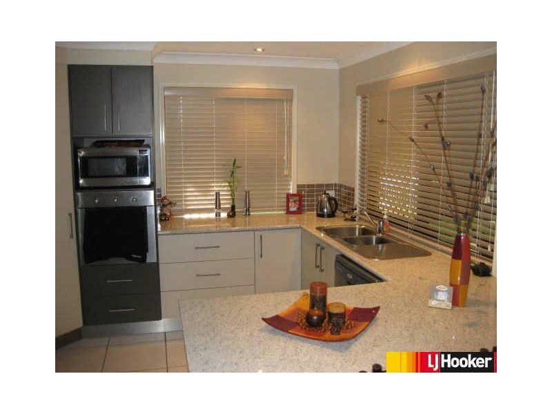 41 Thurston Drive, Moranbah QLD 4744