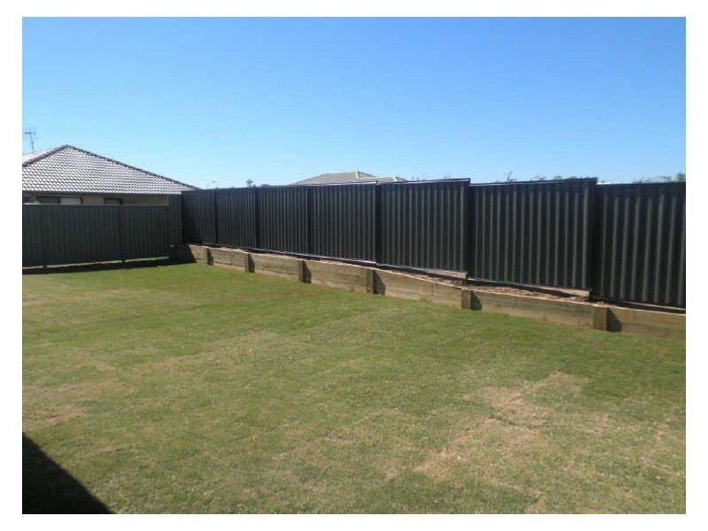 76 Utah Drive, Moranbah QLD 4744
