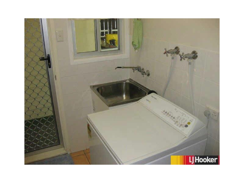 17 Goolagong Crescent, Moranbah QLD 4744