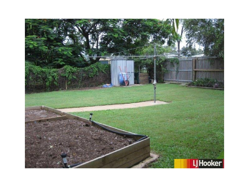 17 Goolagong Crescent, Moranbah QLD 4744