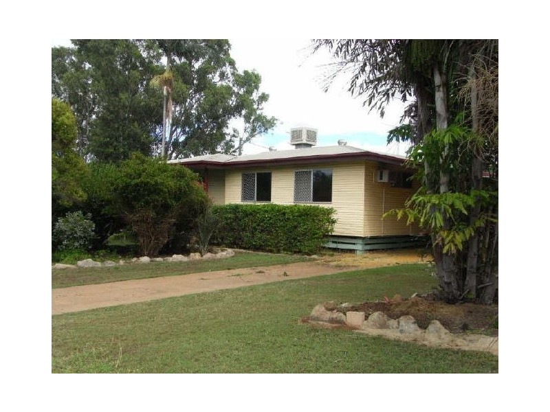 21 Rolfe Street, Moranbah QLD 4744