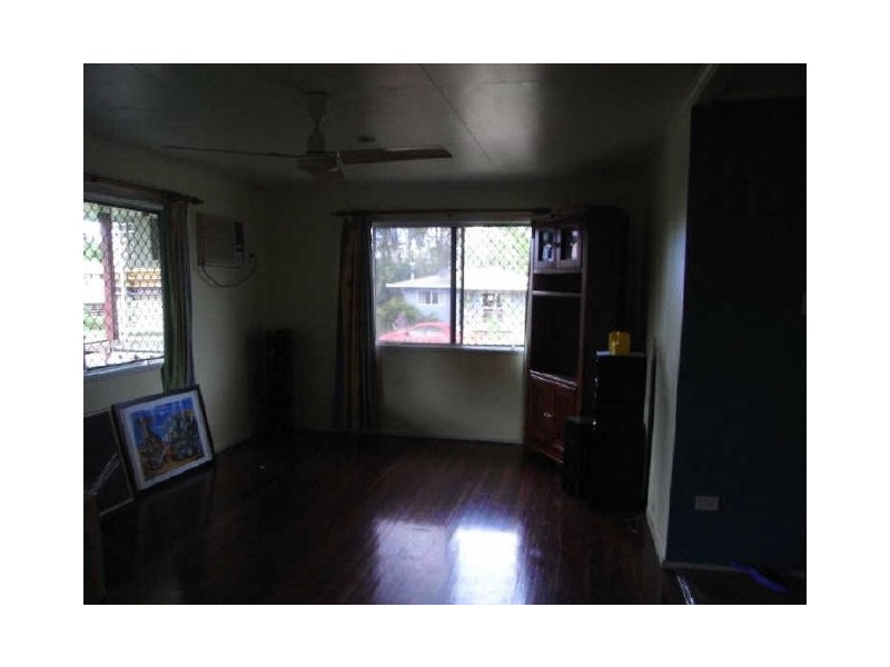 21 Rolfe Street, Moranbah QLD 4744