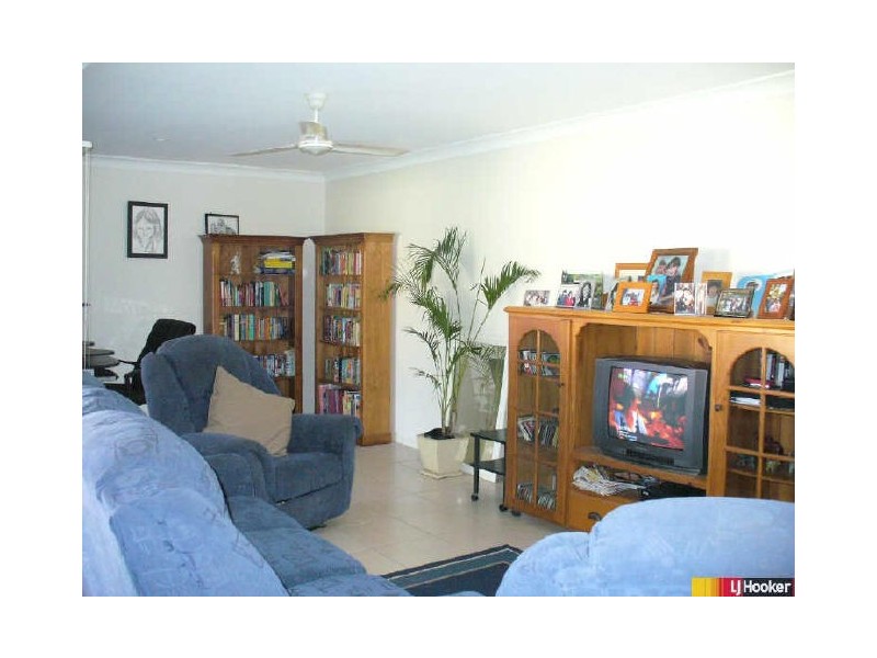 16 Macpherson Street, Moranbah QLD 4744