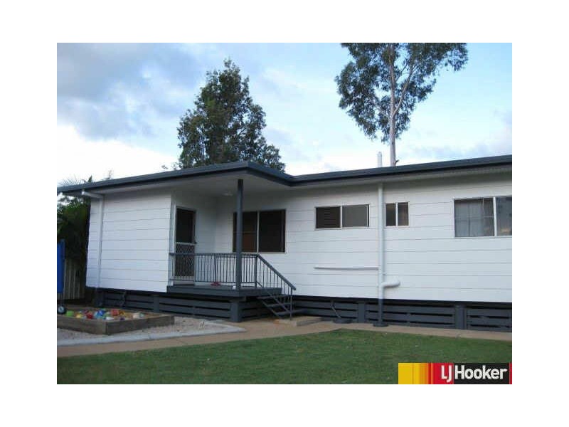 20 Goolagong Crescent, Moranbah QLD 4744
