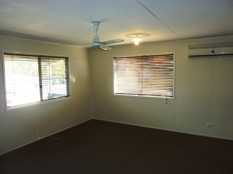 18 Barraclough Crescent, Moranbah QLD 4744