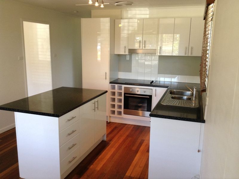 88 Mills Avenue, Moranbah QLD 4744