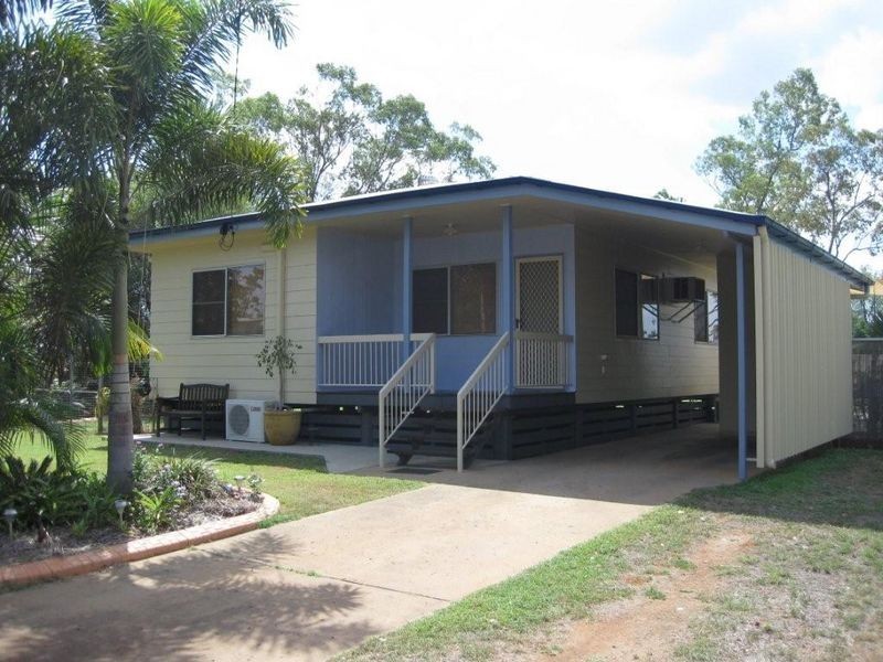 37 Goolagong Crescent, Moranbah QLD 4744