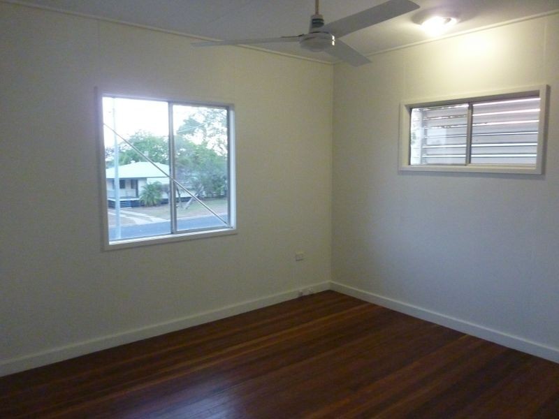 18 Lawson Drive, Moranbah QLD 4744