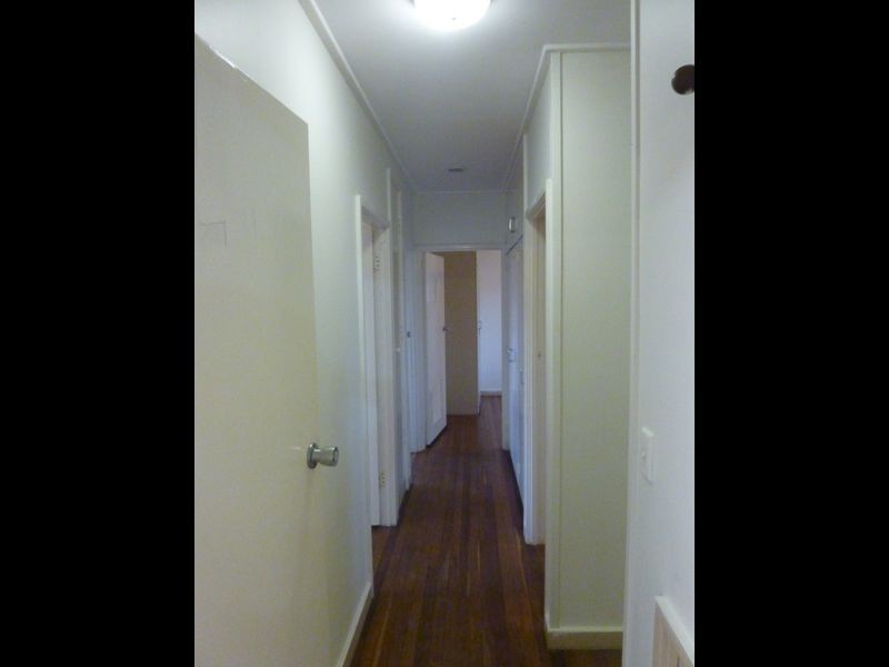 18 Lawson Drive, Moranbah QLD 4744