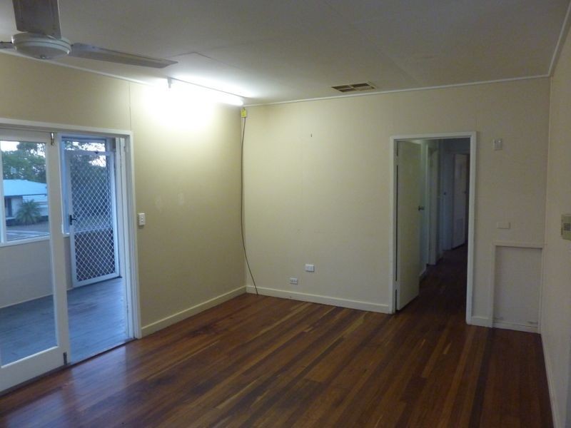 18 Lawson Drive, Moranbah QLD 4744