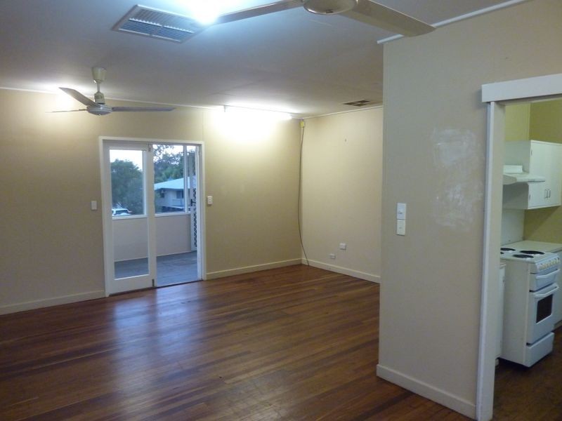 18 Lawson Drive, Moranbah QLD 4744