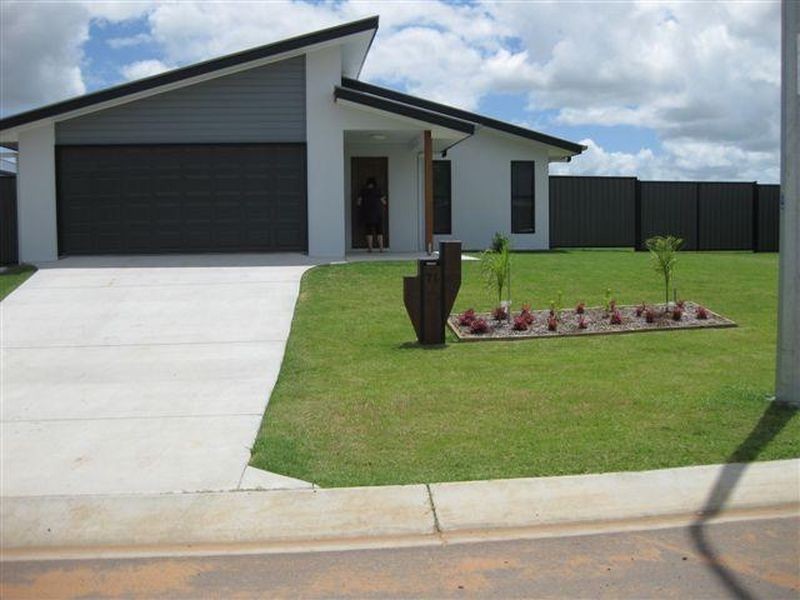 76 Utah Drive, Moranbah QLD 4744