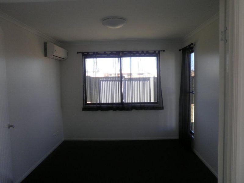 76 Utah Drive, Moranbah QLD 4744
