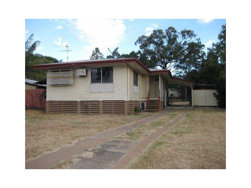 8 Herbert Court, Moranbah QLD 4744