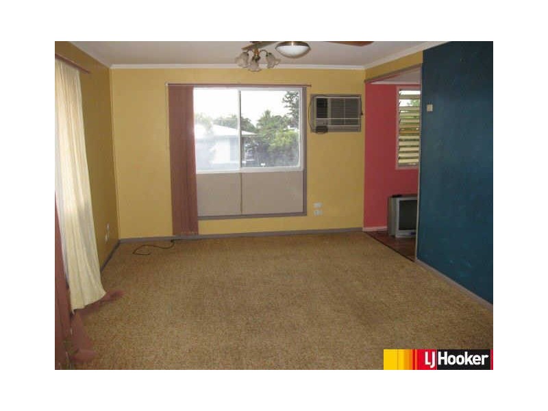 8 Herbert Court, Moranbah QLD 4744