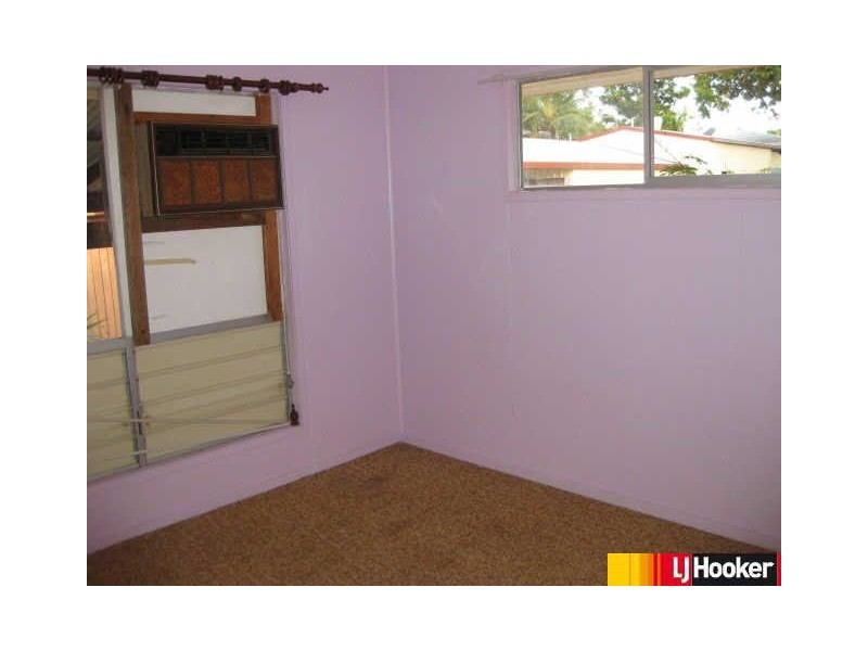 8 Herbert Court, Moranbah QLD 4744