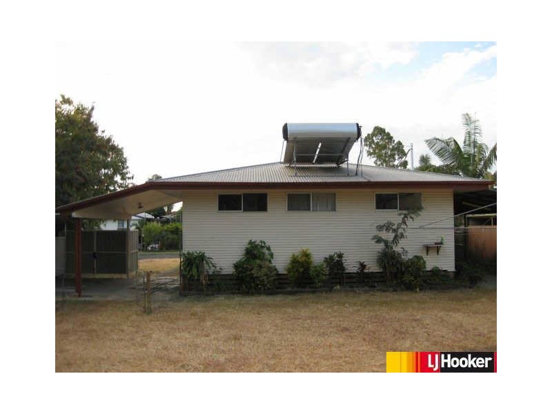 8 Herbert Court, Moranbah QLD 4744