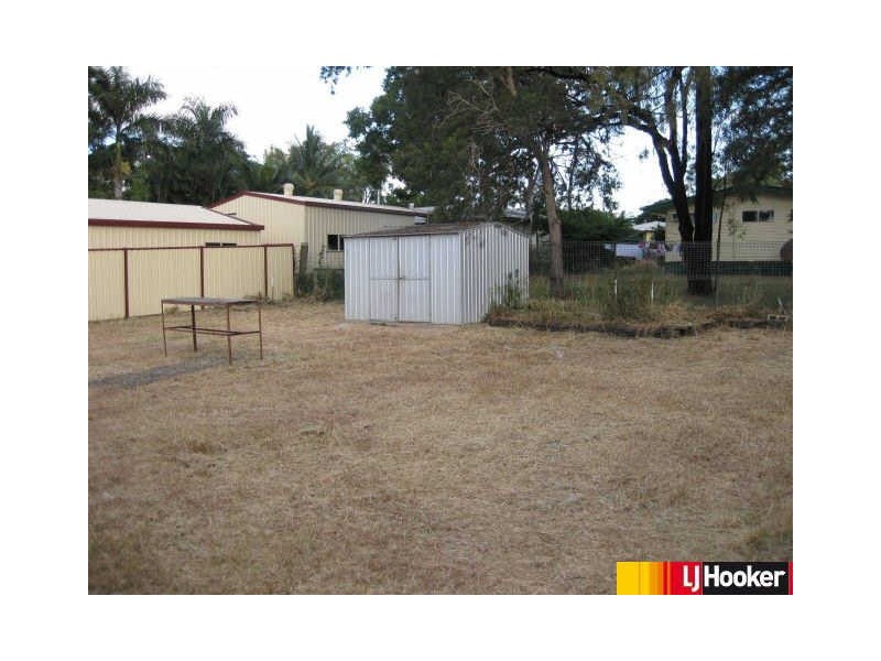 8 Herbert Court, Moranbah QLD 4744