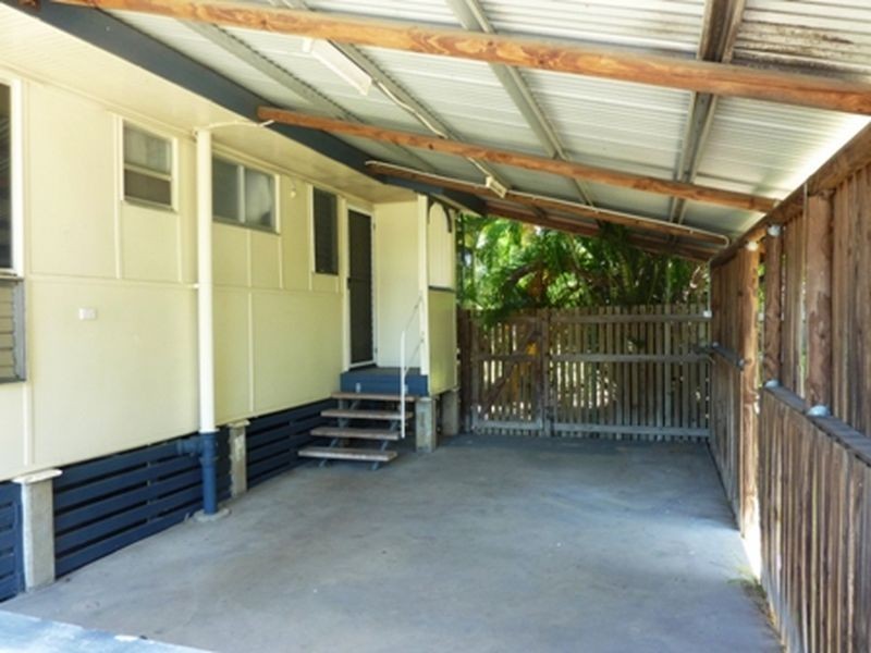 12 Gilbert Court, Moranbah QLD 4744