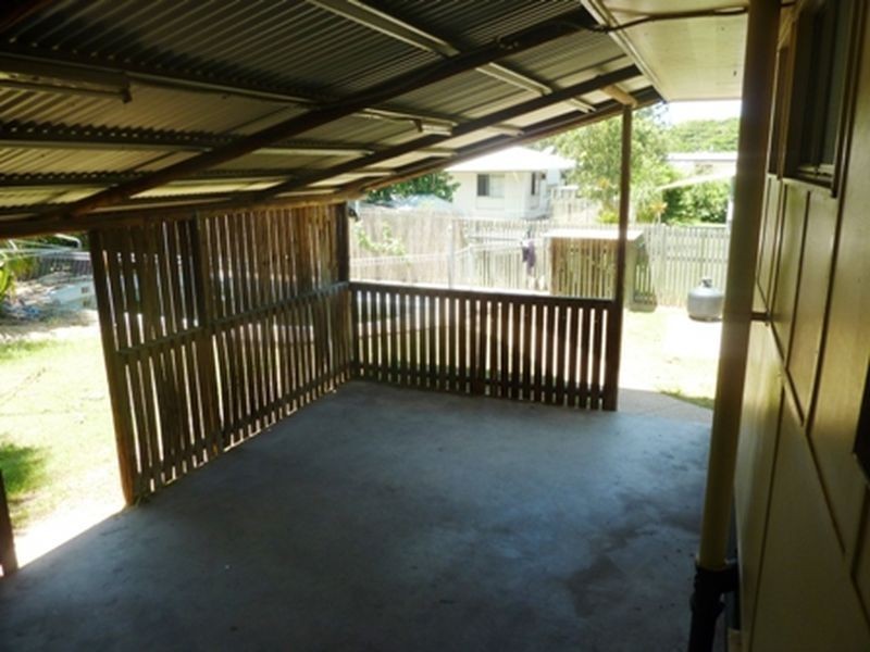 12 Gilbert Court, Moranbah QLD 4744