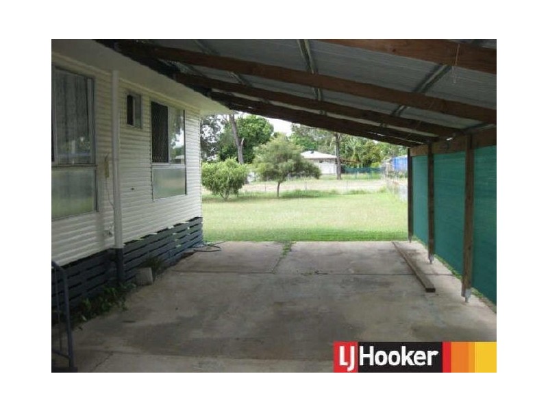 8 Laver Street, Moranbah QLD 4744