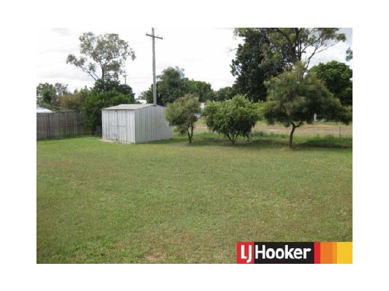 8 Laver Street, Moranbah QLD 4744