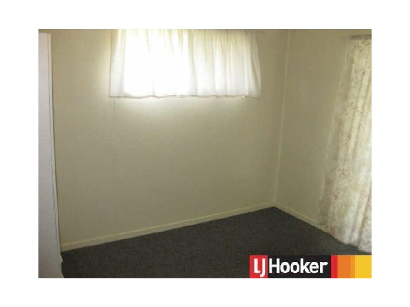 8 Laver Street, Moranbah QLD 4744