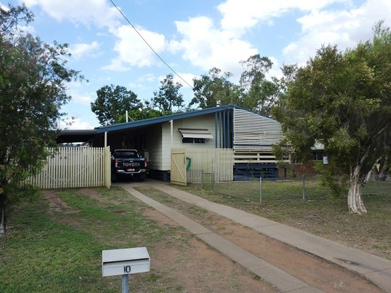10 Flohr Drive, Moranbah QLD 4744