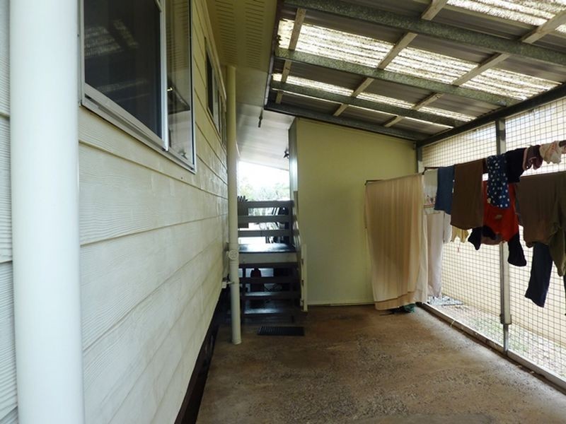 10 Flohr Drive, Moranbah QLD 4744