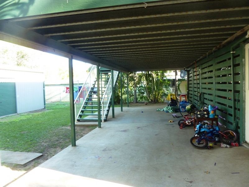 35 Brock Street, Dysart QLD 4745