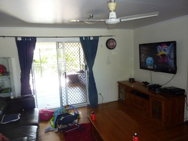 35 Brock Street, Dysart QLD 4745