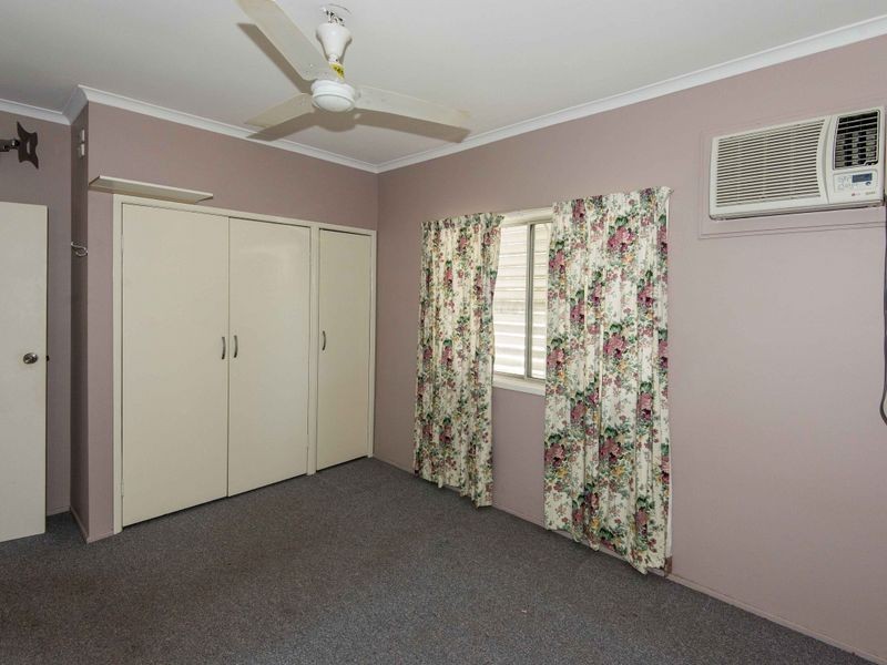 33 Ney Street, Moranbah QLD 4744