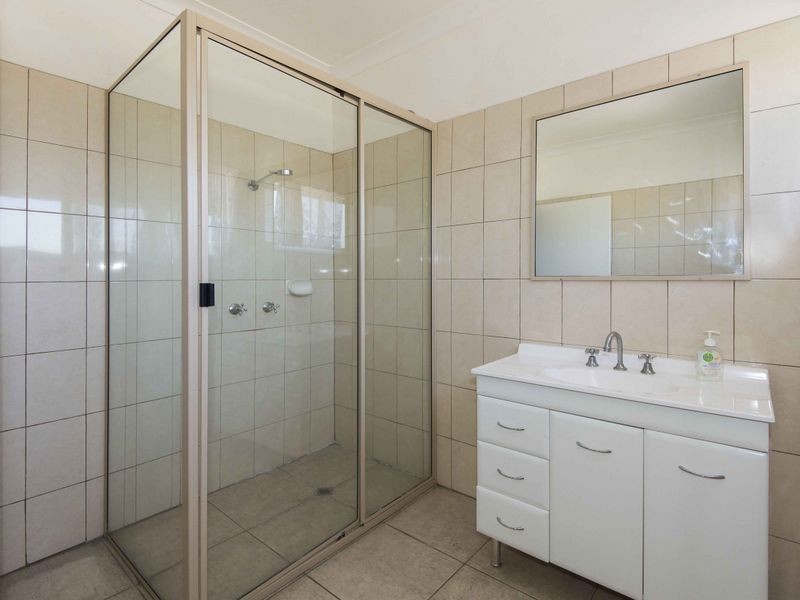 33 Ney Street, Moranbah QLD 4744