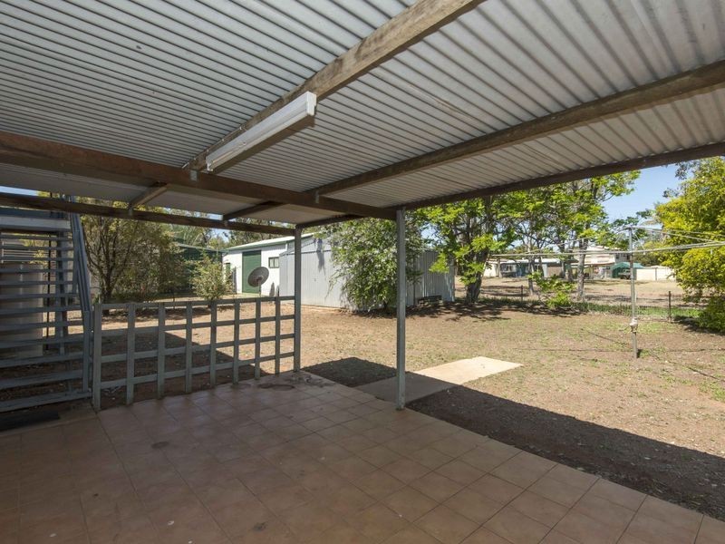 35 Goolagong Crescent, Moranbah QLD 4744