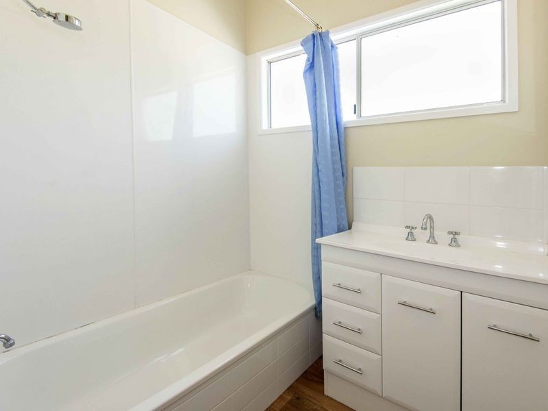 35 Goolagong Crescent, Moranbah QLD 4744