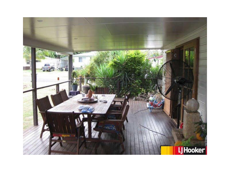 19 Oxley Drive, Moranbah QLD 4744