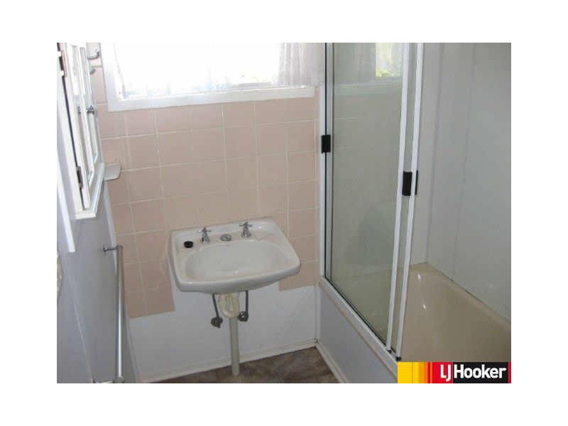 21 Mackay Street, Moranbah QLD 4744