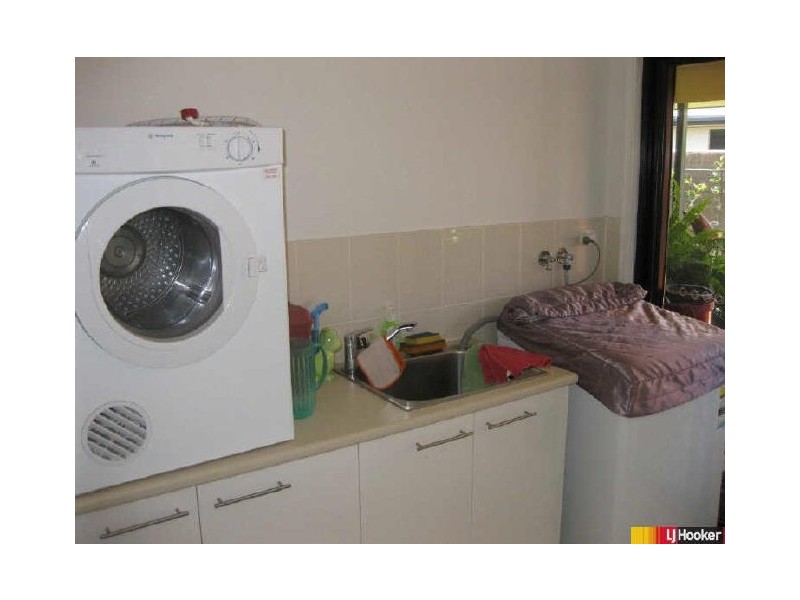2 Macpherson Street, Moranbah QLD 4744