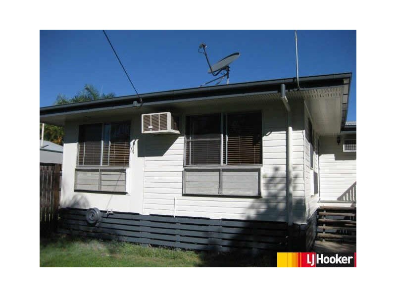 11 Kennedy Drive, Moranbah QLD 4744