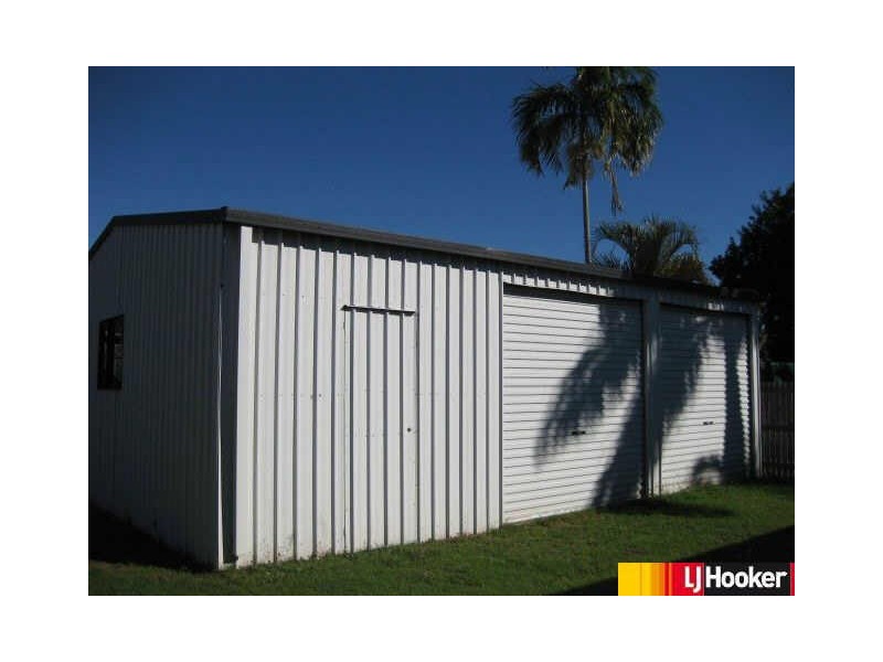11 Kennedy Drive, Moranbah QLD 4744