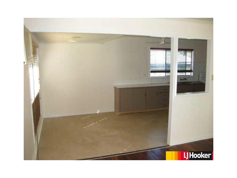 11 Kennedy Drive, Moranbah QLD 4744
