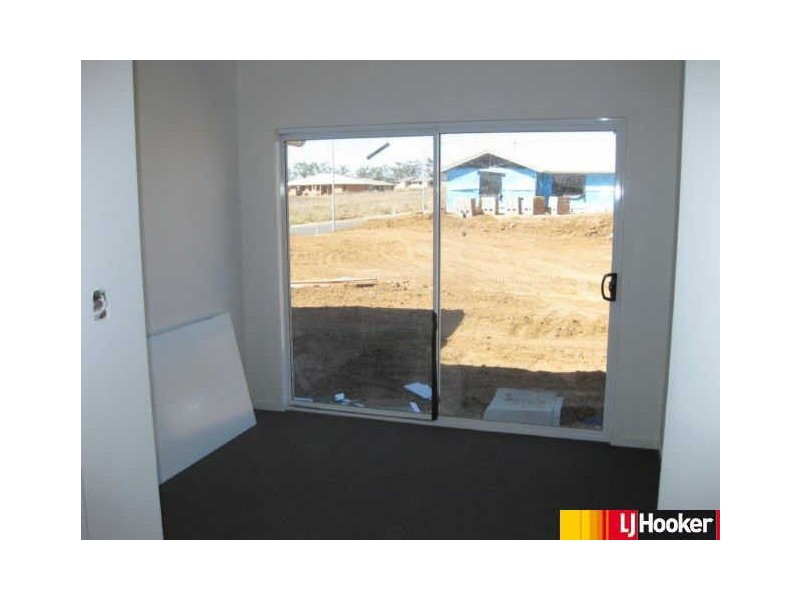 77 Utah Drive, Moranbah QLD 4744