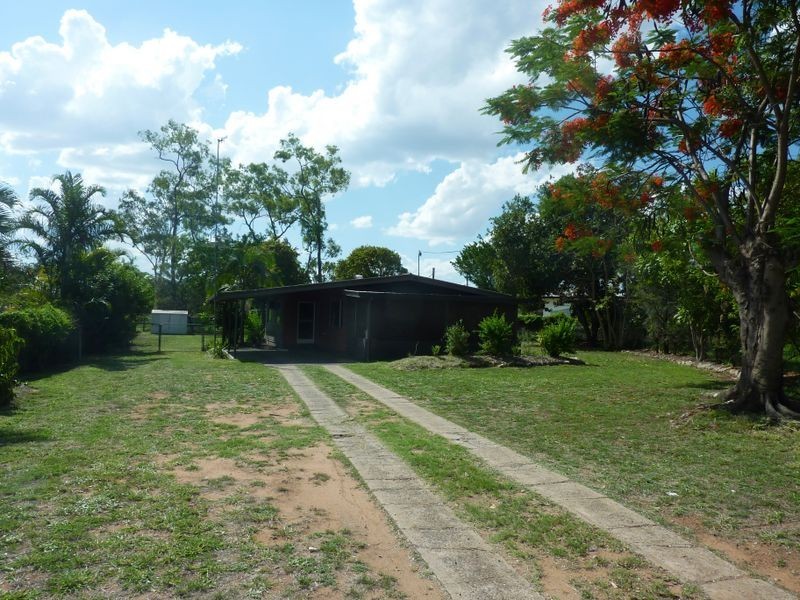 12 Bennett Court, Moranbah QLD 4744