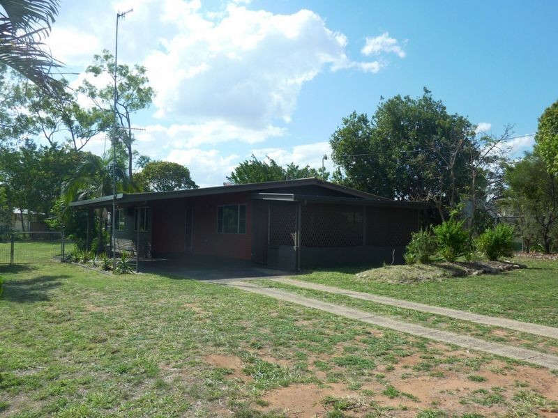 12 Bennett Court, Moranbah QLD 4744