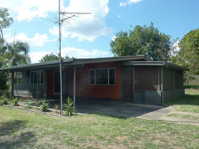 12 Bennett Court, Moranbah QLD 4744