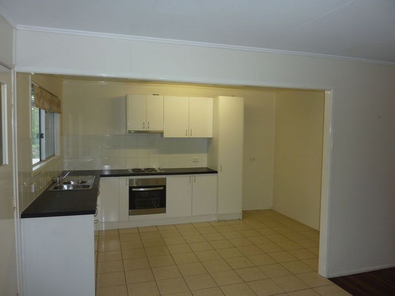 38 Donovan Crescent, Dysart QLD 4745