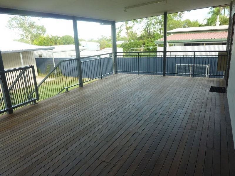 8 Hannah Crescent, Dysart QLD 4745