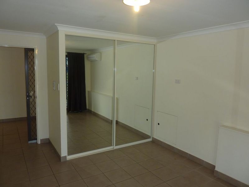 8 Hannah Crescent, Dysart QLD 4745