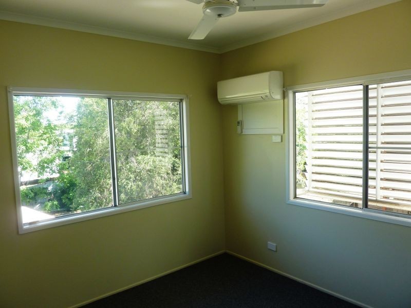 4 Goolagong Crescent, Moranbah QLD 4744