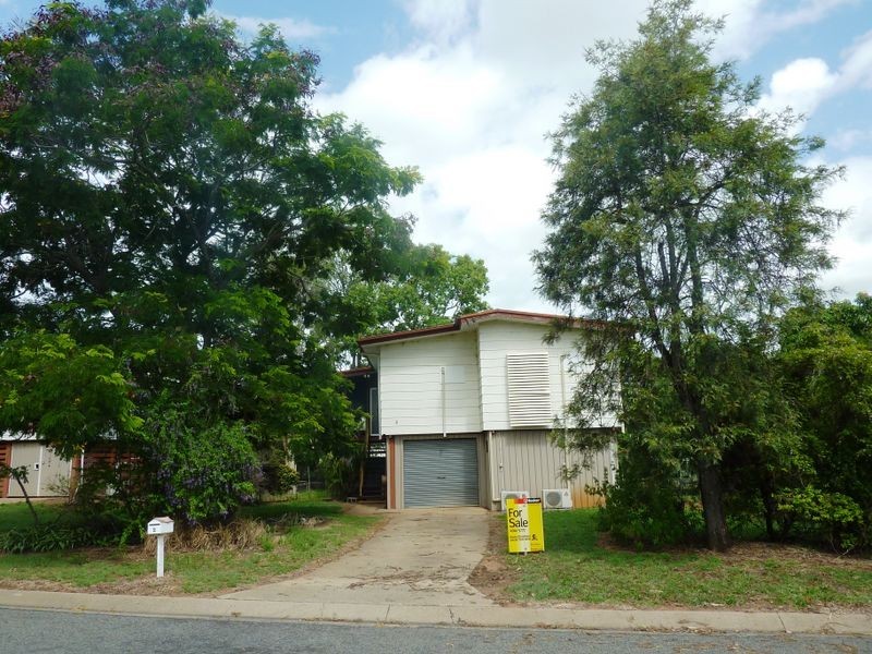 2 Goolagong Crescent, Moranbah QLD 4744